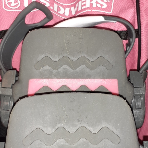 U.S. DIVERS JR. PINK SNORKEL SET SIZE 4-7  37-41 - Picture 6 of 8